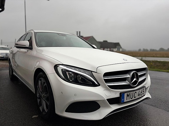 Mercedes-Benz C220 d 30 of 30