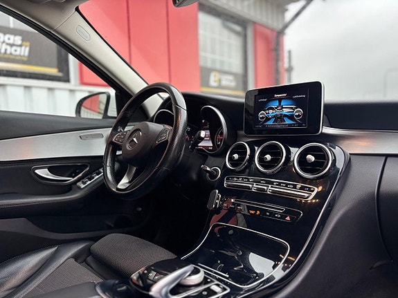 Mercedes-Benz C220 d 11 of 30