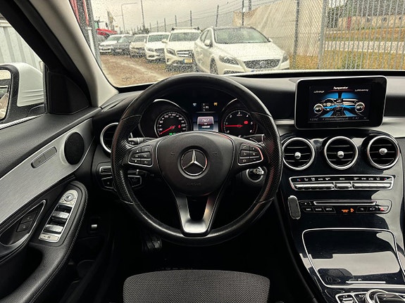 Mercedes-Benz C220 d 10 of 30