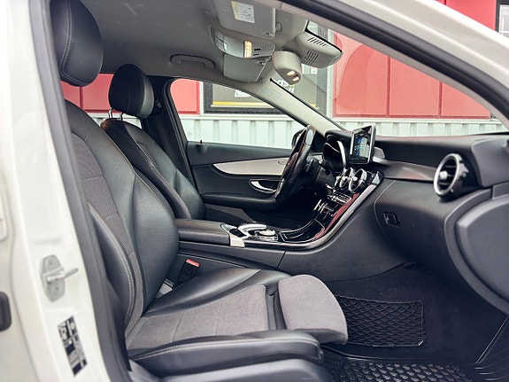 Mercedes-Benz C220 d 18 of 30