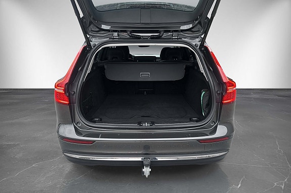 Volvo V60 9 of 30