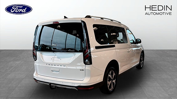 Ford Connect Tourneo 2 of 15