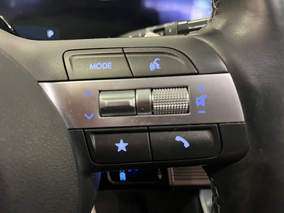 Hyundai Kona 13 of 21