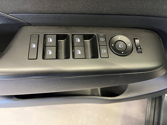 Hyundai Kona 21 of 21