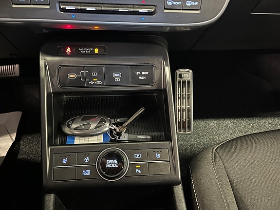 Hyundai Kona 14 of 21