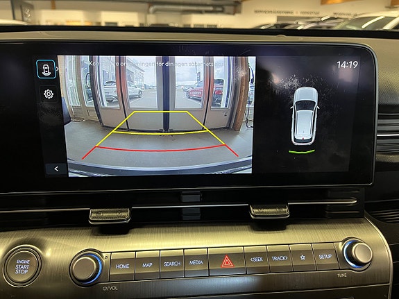 Hyundai Kona 16 of 21