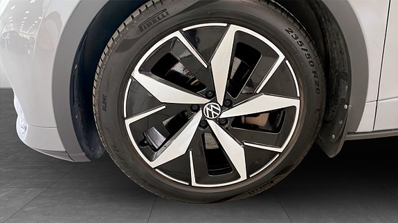 Volkswagen ID.4 GTX 9 of 25