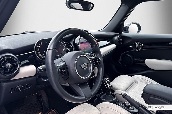MINI Cooper 10 of 25