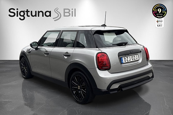 MINI Cooper 7 of 25