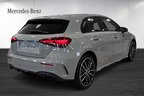 Mercedes-Benz A250 3 of 19