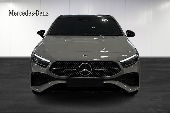Mercedes-Benz A250 6 of 19