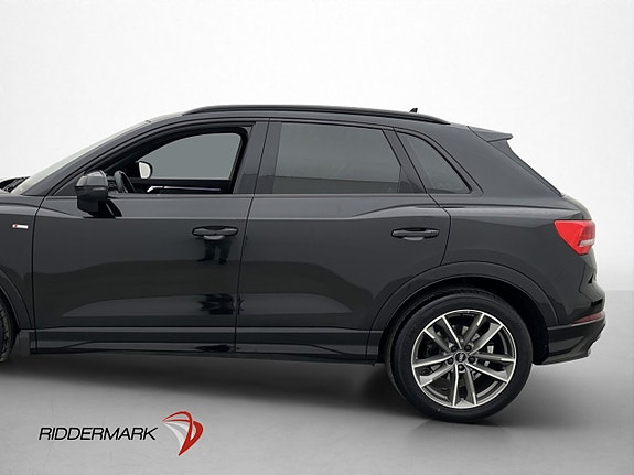 Audi Q3 3 of 22