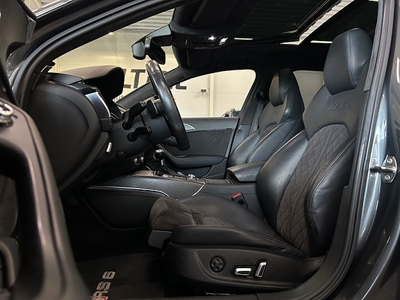 Audi RS6 12 of 30