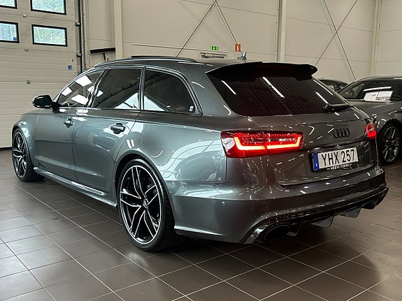 Audi RS6 4 of 30