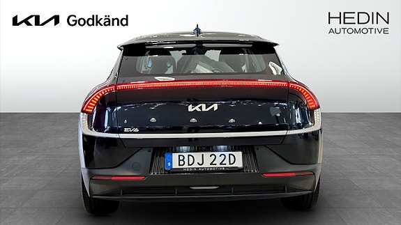 Kia EV6 5 of 12