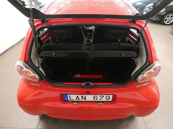 Toyota Aygo 16 of 16