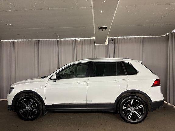 Volkswagen Tiguan 3 of 19
