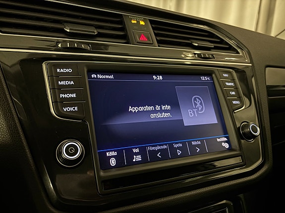 Volkswagen Tiguan 17 of 19