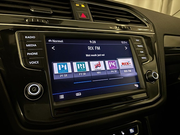 Volkswagen Tiguan 16 of 19
