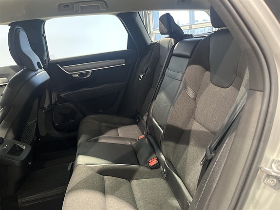 Volvo V90 7 of 12