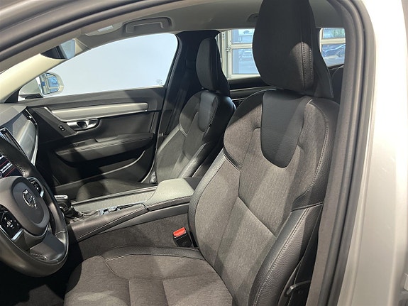 Volvo V90 8 of 12