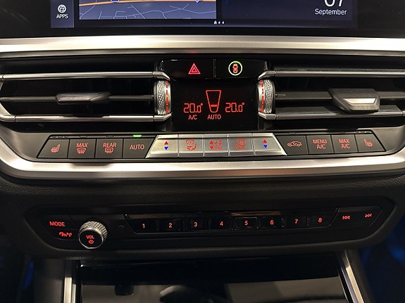 BMW 330e 19 of 25