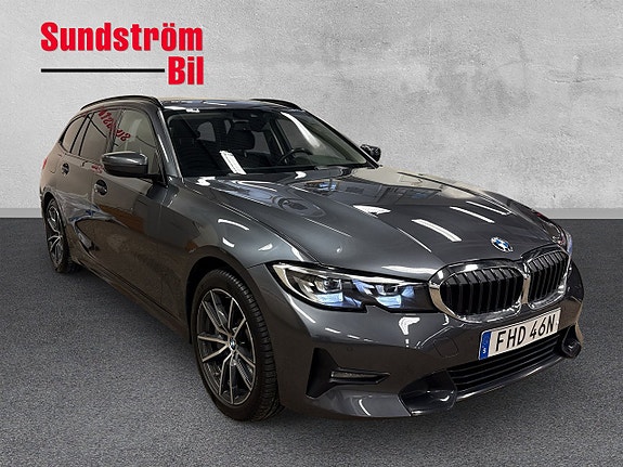 BMW 330e 8 of 25