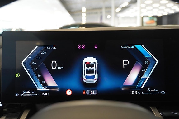 BMW 530e 19 of 26
