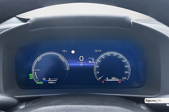 Toyota C-HR 17 of 26