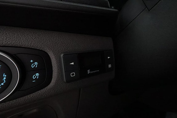 Ford Transit Custom 21 of 23