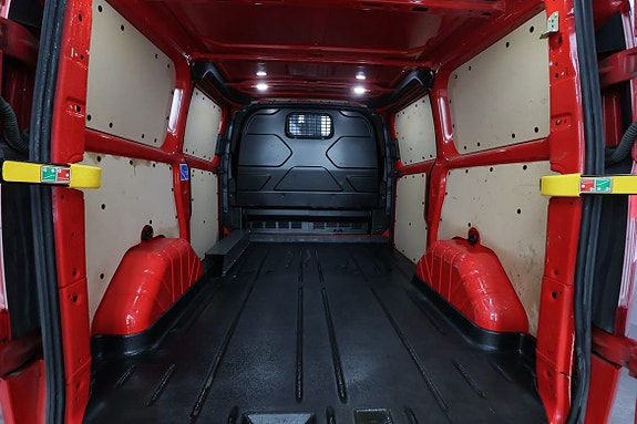 Ford Transit Custom 7 of 23