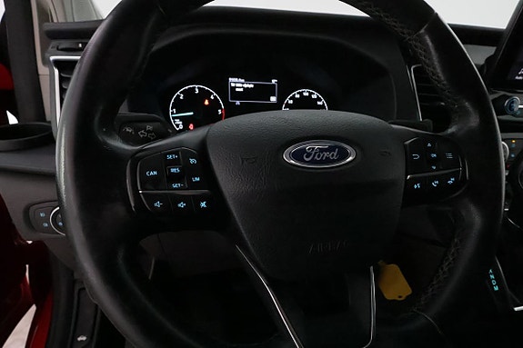 Ford Transit Custom 12 of 23