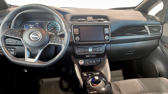 Nissan Leaf 4 of 9