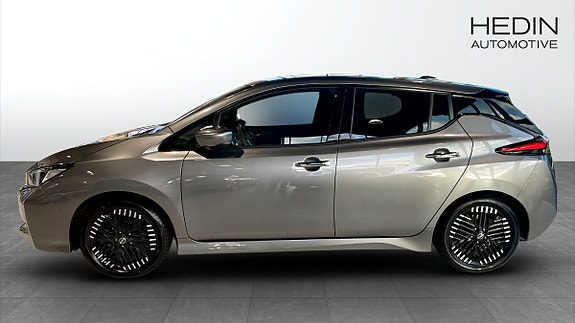 Nissan Leaf 6 of 9