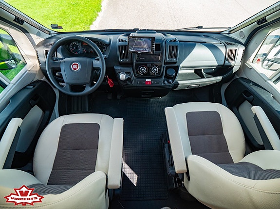 Adria Coral S 670 SLT *Solcell *Automat *Toa bak 16 of 22