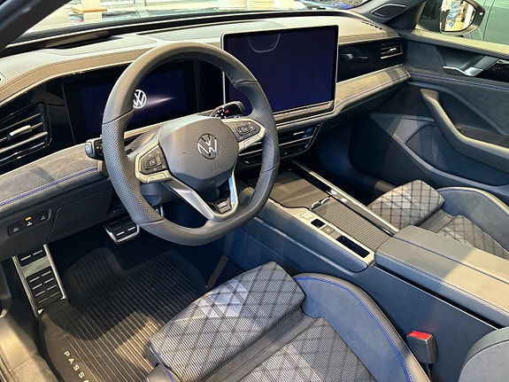 Volkswagen Passat 5 of 10