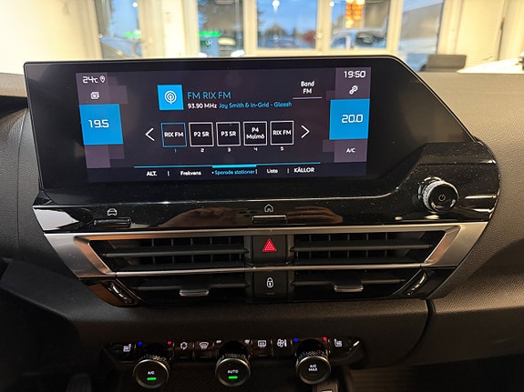 Citroen C4 10 of 12