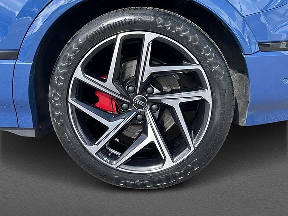Audi S6 e-tron 8 of 18