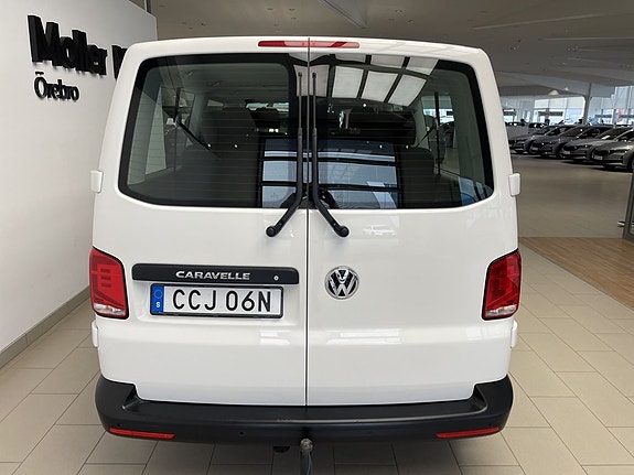 Volkswagen Caravelle 10 of 22