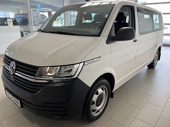 Volkswagen Caravelle 12 of 22