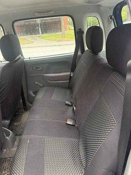 Suzuki Wagon R+ 4 of 7
