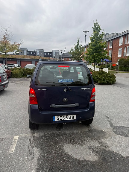 Suzuki Wagon R+ 2 of 7