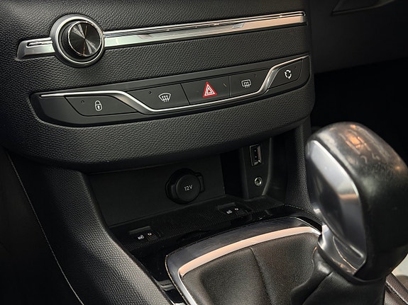 Peugeot 308 15 of 22