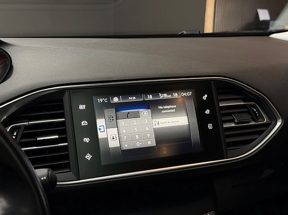 Peugeot 308 14 of 22