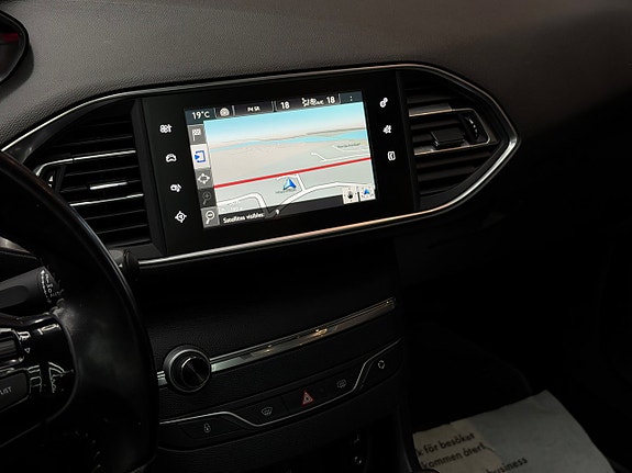 Peugeot 308 11 of 22