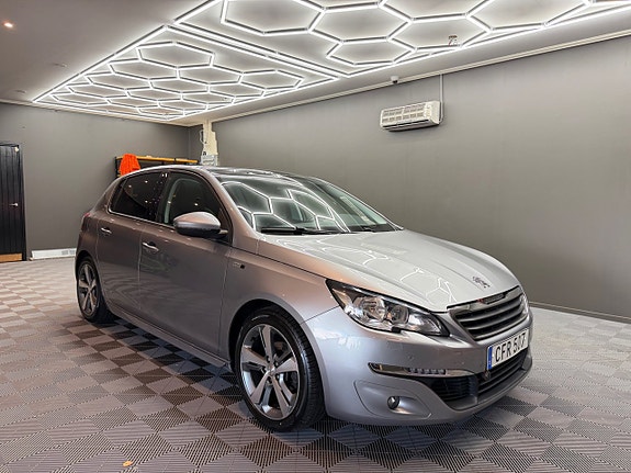Peugeot 308 5 of 22