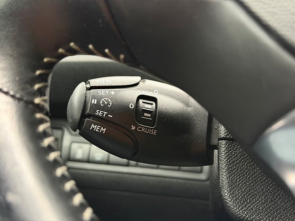 Peugeot 308 13 of 22