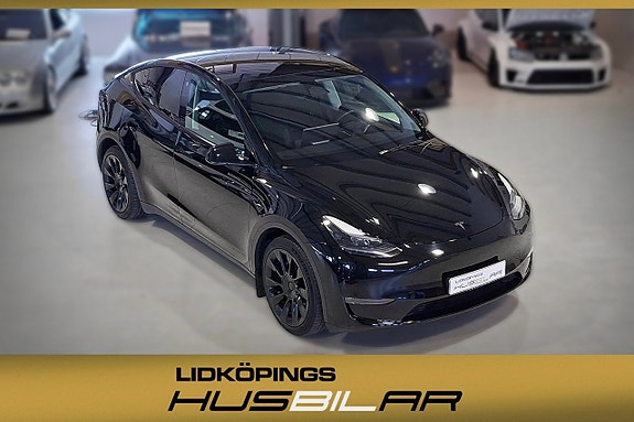 Tesla Model Y 2 of 16
