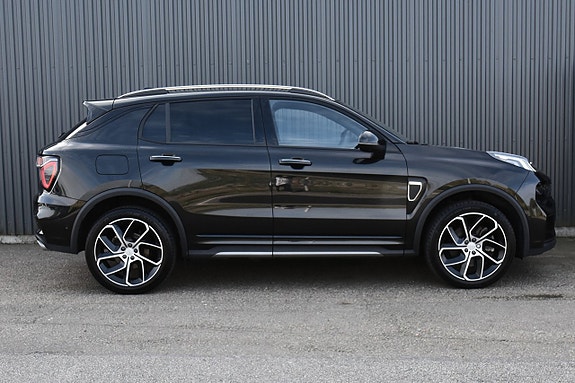 Lynk & Co 01 3 of 24