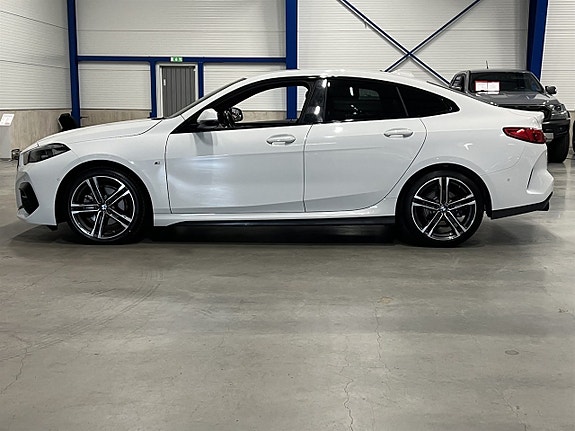BMW 218 6 of 25